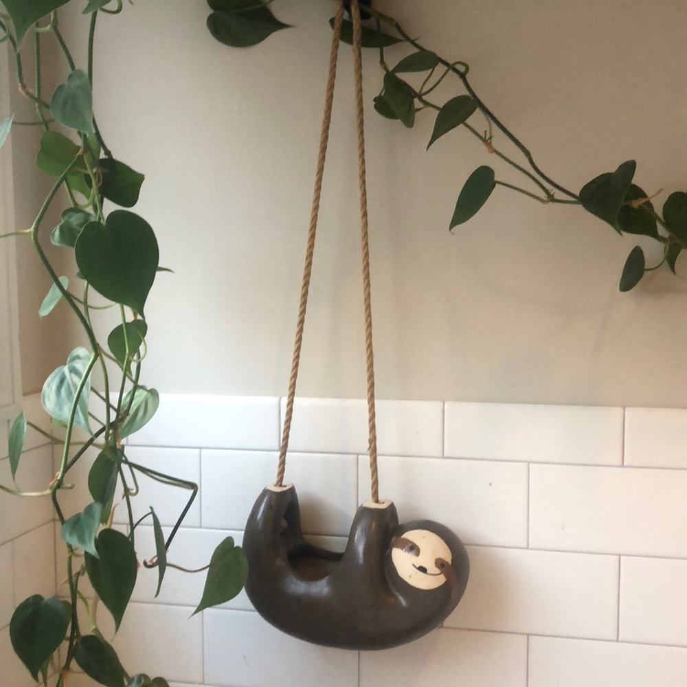 Sloth hanging planter